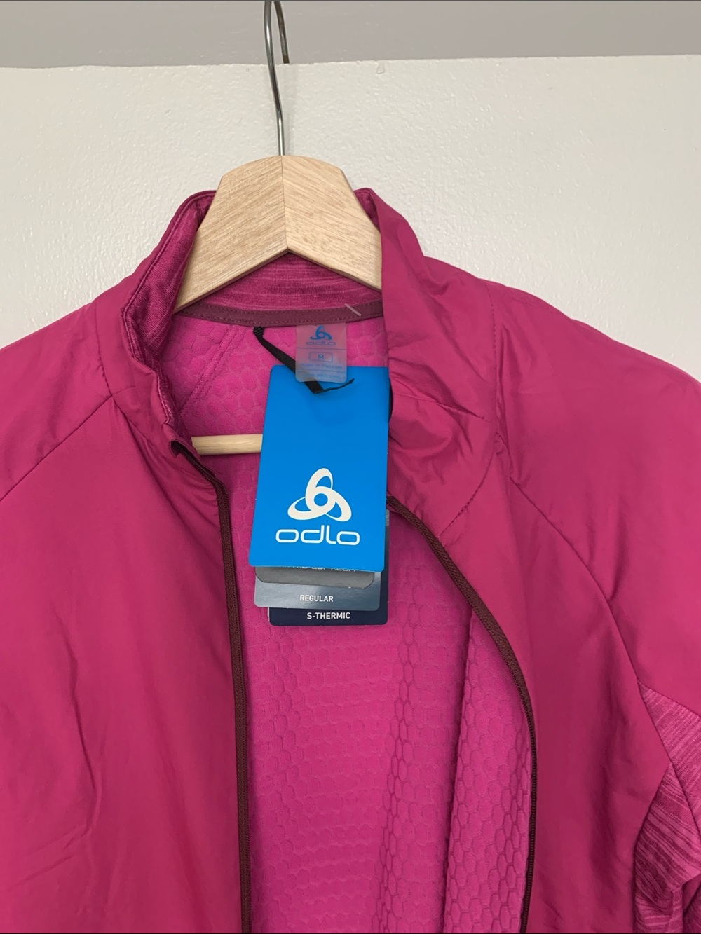 ODLO RUN EASY NEW European pink jacket zipped front pockets GLoft inside size M - Picture 14 of 16